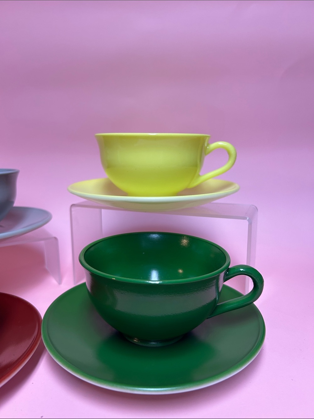 Vintage Hazel Atlas Milk Glass Ovide Platonite Set of 4 Cups & Saucers 
Colorful - Picture 3 of 5